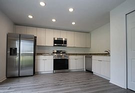 Beautiful 3 Bedroom 2 Bath Home For Rent in Ocala, FL