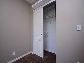 Charming 3 Bedroom 2 Bath Home For Rent  in Omaha, NE (Photo 7 of 11)