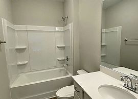 75 Ballington Way, Clanton, Al 35045 in Clanton, AL (Photo 8 of 8)