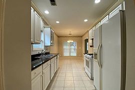 245 Paradise Lake Dr, Hoover, Al 35244    Awesome House in Hoover, AL (Photo 3 of 12)