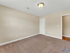 5002 Blakemore Dr Se, Owens Cross Roads, Al 35763 in Owens Cross Roads, AL (Photo 3 of 12)