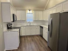 109 Casey Ln, Florence, Al 35633 . Awesome House in Florence, AL (Photo 2 of 9)