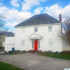 306 E Mccord Ave, Albertville, Al 35950 . Awesome House in Albertville, AL