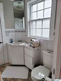 306 E Mccord Ave, Albertville, Al 35950 . Awesome House in Albertville, AL (Photo 8 of 10)