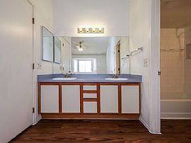 10043 E Bryonwood Ln, Tucson, Az 85730 in Tucson, AZ (Photo 8 of 12)