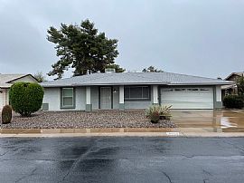 10809 W Sarabande Cir, Sun City, Az 85351 in Sun City, AZ