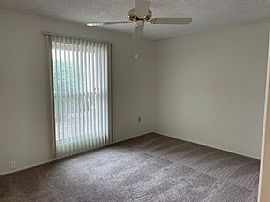 10809 W Sarabande Cir, Sun City, Az 85351 in Sun City, AZ (Photo 8 of 12)