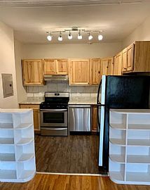 2726 Girard Avenue South, Apt 307, 2726 Girard Ave S, Minneapol in Minneapolis, MN (Photo 4 of 9)