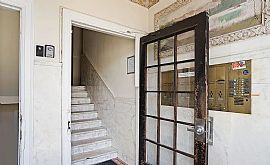  2544 Harriet Ave, Minneapolis, Mn  in Minneapolis, MN