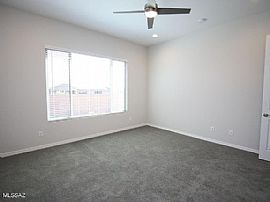 705 E Kalalau Dr, Oro Valley, Az 85755 in Oro Valley, AZ (Photo 6 of 11)