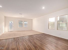 19585 W Annika Dr, Litchfield Park, Az 85340 . Great House in Litchfield Park, AZ (Photo 3 of 11)