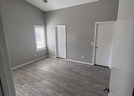 11821 W Maui Ln, El Mirage, Az 85335 . Lovely House in El Mirage, AZ (Photo 3 of 12)