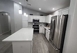 11821 W Maui Ln, El Mirage, Az 85335 . Lovely House in El Mirage, AZ (Photo 4 of 12)