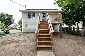 5 Bedroom Single Family Home For Rent  in Minneapolis, MN (Photo 11 of 12)