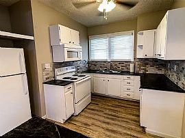 316 Ferguson Ct, Huntington, Wv 25701 in Huntington, WV (Photo 4 of 11)