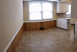 8200 W Lynmar Ter, Milwaukee, Wi 53222 in Milwaukee, WI (Photo 4 of 7)