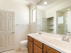 5656 N 87th Dr, Glendale, Az 85305 in Glendale, AZ (Photo 7 of 9)