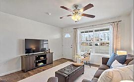 3 Bd| 1.5ba |1,250 Sqft in Palmer, AK (Photo 3 of 6)