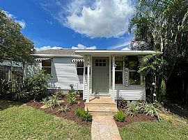 4221 Burlington Ave N, Saint Petersburg, Fl 33713 in Saint Petersburg, FL