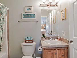 Contact The Landlord For Details (432)9340557 in Gulf Shores, AL (Photo 10 of 12)