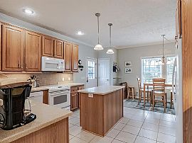 Contact The Landlord For Details (432)9340557 in Gulf Shores, AL (Photo 9 of 12)