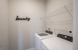 Contact The Landlord For Details (432)9340557 in Gulf Shores, AL (Photo 11 of 12)