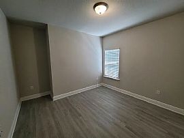 Contact The Landlord For Details (432)9340557 in Gulf Shores, AL (Photo 12 of 12)