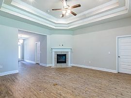 Contact The Landlord For Details (432)9340557 in Gulf Shores, AL (Photo 6 of 12)