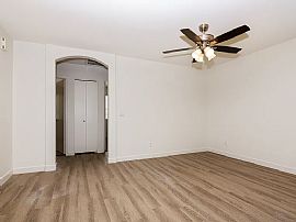 8839 W Manzanita Dr, Peoria, Az 85345 in Peoria, AZ (Photo 6 of 12)