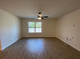 Contact The Landlord For Details (432)9340557 in Spanish Fort, AL (Photo 9 of 12)