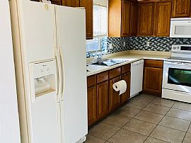 9450 S La Rosa Dr, Tempe, Az 85284 in Tempe, AZ (Photo 10 of 12)