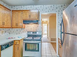 5748 Worchester Dr, Montgomery, Al 36116 in Montgomery, AL (Photo 6 of 12)