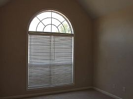 619 Camden Cove Ln, Calera, Al 35040 in Calera, AL (Photo 7 of 12)