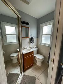 22 W 11th St, Bayonne, Nj 07002 in Bayonne, NJ (Photo 5 of 12)