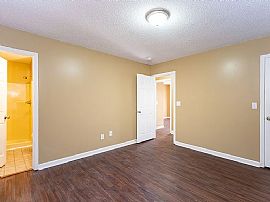 431 Greentree Dr, West Blocton, Al 35184 in West Blocton, AL (Photo 4 of 9)