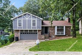 200 Creekwood Dr, Sherwood, Ar 72076 . House Available For Rent in Sherwood, AR