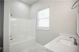 50 Queensferry Ln, Bella Vista, Ar 72715 . Available For Rent in Bella Vista, AR (Photo 10 of 12)