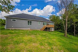 50 Queensferry Ln, Bella Vista, Ar 72715 . Available For Rent in Bella Vista, AR (Photo 2 of 12)