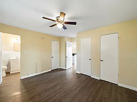 Eastwood Villa Apartments, # 5, 4320 Leeland St, Houston, Tx 77 in Houston, TX