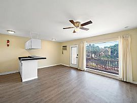 Eastwood Villa Apartments, # 5, 4320 Leeland St, Houston, Tx 77 in Houston, TX (Photo 11 of 12)