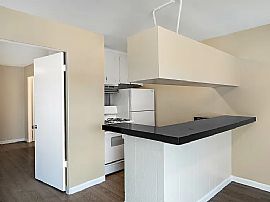 Eastwood Villa Apartments, # 5, 4320 Leeland St, Houston, Tx 77 in Houston, TX (Photo 3 of 12)