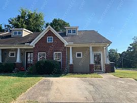 100 Little John Cir, Calera, Al 35040 in Calera, AL