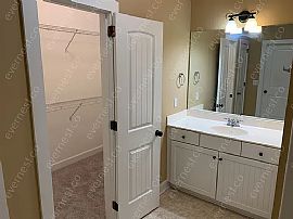 100 Little John Cir, Calera, Al 35040 in Calera, AL (Photo 8 of 9)