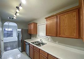 Beautiful 3 Bedroom 2 Bath Home For Rent in San Antonio, TX (Photo 8 of 11)