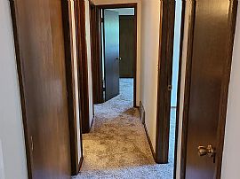 Contact The Landlord For Details (432)9340557 in Greenfield, WI (Photo 8 of 12)