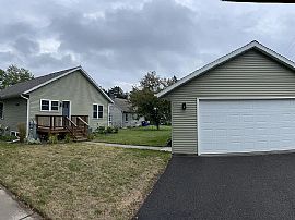 Contact The Landlord For Details (432)9340557 in Wausau, WI (Photo 2 of 12)