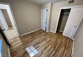 3759 San Juan Dr, Mobile, Al 36609 in Mobile, AL (Photo 6 of 12)