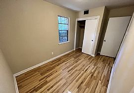 3759 San Juan Dr, Mobile, Al 36609 in Mobile, AL (Photo 8 of 12)