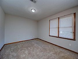 2305 Ridgewood Rd, Fultondale, Al 35068 in Fultondale, AL (Photo 9 of 10)