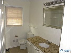 402 Drake Ave Sw, Huntsville, Al 35801 in Huntsville, AL (Photo 3 of 6)